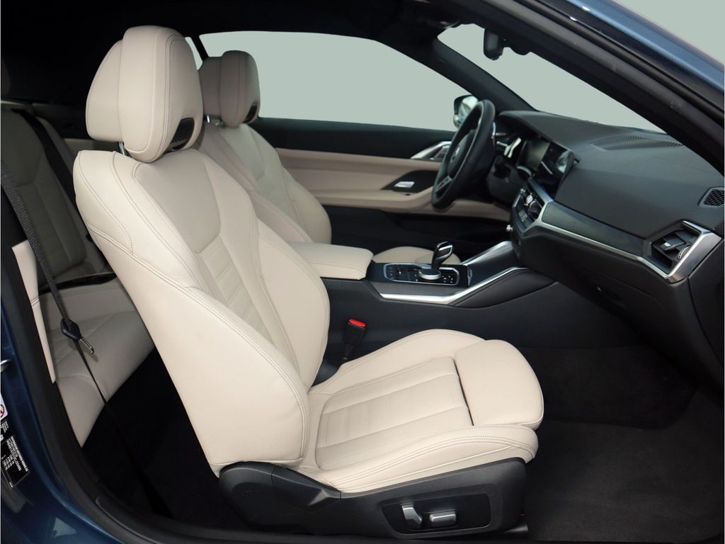 BMW M440i xDrive Cabrio | nový model | cabrio | benzin 374 koní | skvělá výbava | nákup online | super cena | autoibuy.com